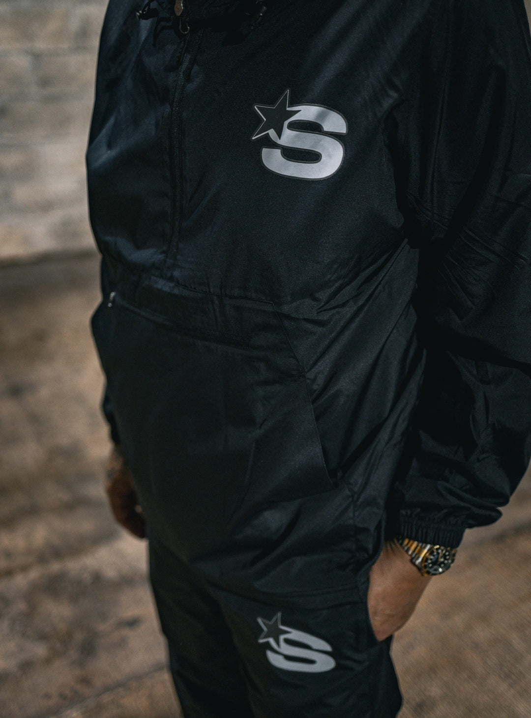 SWAY WINDBREAKER
